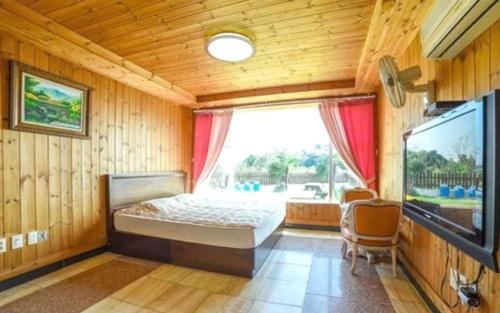 Suryuk House | Guest Pension Tong Young