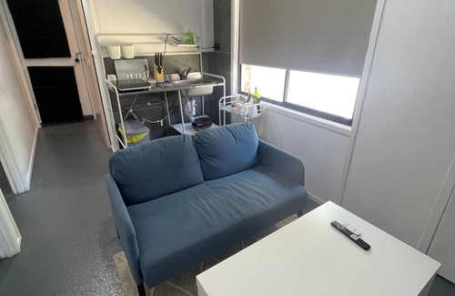 Forest Lake Apartment | Guest Suite 2 Bedrooms & Private Bathroom, Kitchen