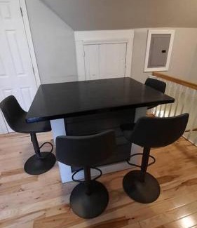 Gloucester Apartment | Guest suite in historical district