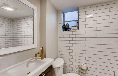 Speer Apartment | Guest Suite With Kitchenette And A 5 star Location