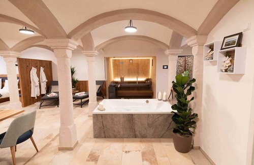 Muhr am See Apartment | Guesthouse Mönchswald, private deluxe spa