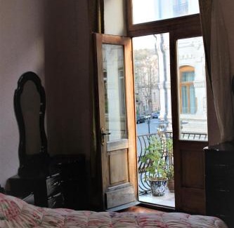 Kutaisi House | Guesthouse Medea on Pushkini 4