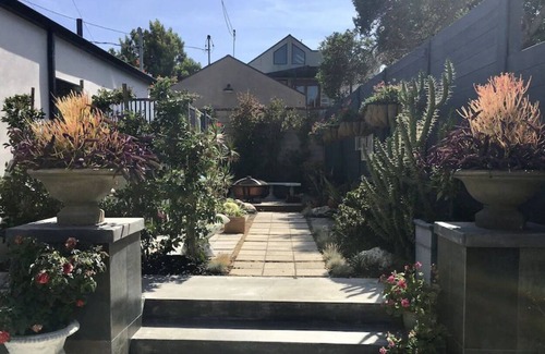 Playa Del Rey Cottage | Guesthouse with pool in the beautiful beach town of Los Angeles, Playa del Rey