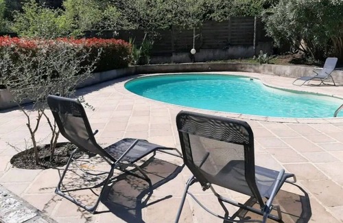 Flayosc Apartment | Guesthouse with pool and garden