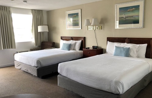 West Dennis Hotel | GuestLodge