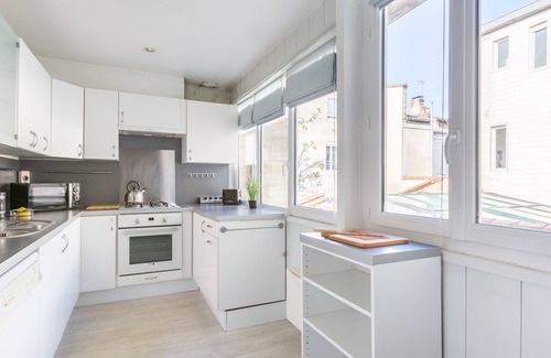 Saint Seurin - Fondaudege Apartment | GuestReady - Bright and Spacious Duplex, sleeps 8