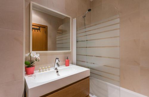 Uniao de Freguesias do Centro Apartment | GuestReady - City Blossom