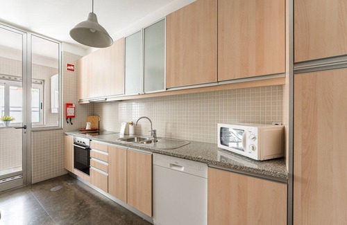 Uniao de Freguesias do Centro Apartment | GuestReady - Cityscape residence with balcony