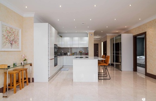 Hanger Hill Apartment | GuestReady - Extravagant 2BR Apt in London