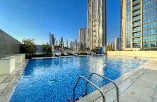 Bur Dubai Apartment | GuestReady - Modern home with stunning city views