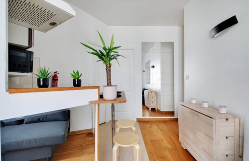 Quartier de Rochechouart Apartment | GuestReady - Neat stay near the Wall of I Love You