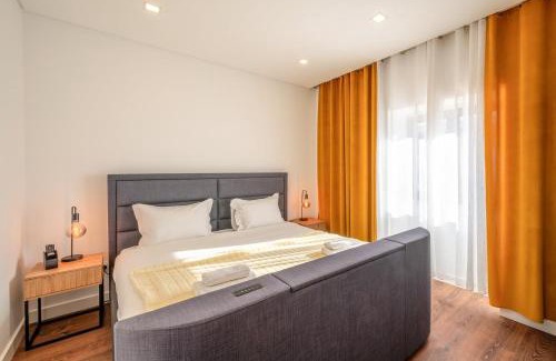 Carvoeira House | GuestReady - Villa Belas