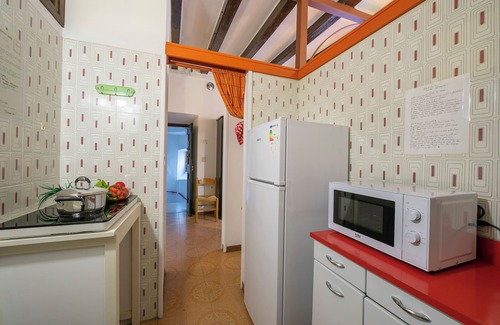 Toscolano Maderno Apartment | Gufo - Orange 100m Near Lake