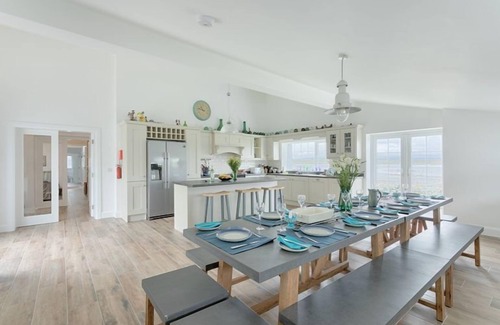 Ballyconneely Cottage | Guinness House