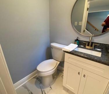 Pensacola Apartment | Gulf Breeze Condo w Pool Access!