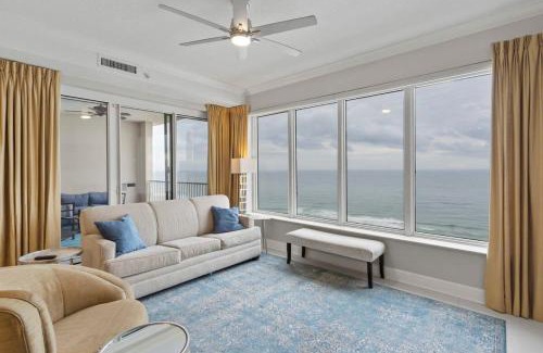 Orange Beach East Hotel | Gulf Front Condo Outdoor Pool & Grill