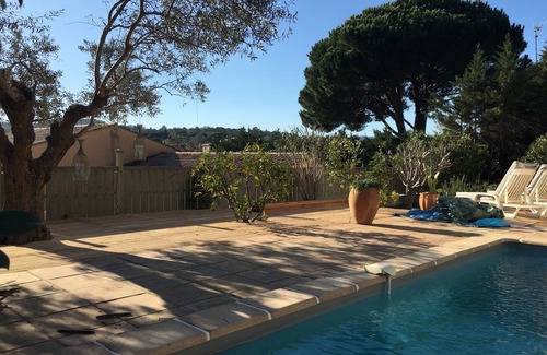 Cogolin Apartment | Gulf of St TROPEZ, independent apartment in villa 10mn from beaches