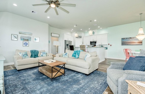 Indian Beach House | Gulf view home blocks from the beach with AC, deck & W/D - 2 dogs welcome