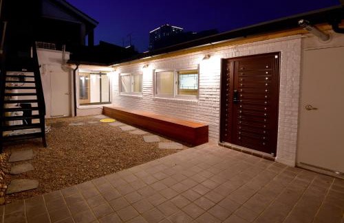 Seongnae-dong House | Guma Modern HanokStay