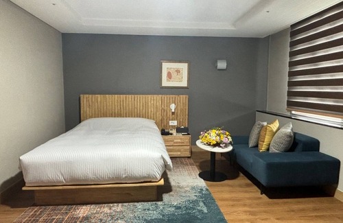 Gumi Hotel | Gumi Century Hotel