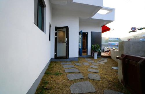 Gunsan House | Gunsan Snoring Dalmong Guesthouse