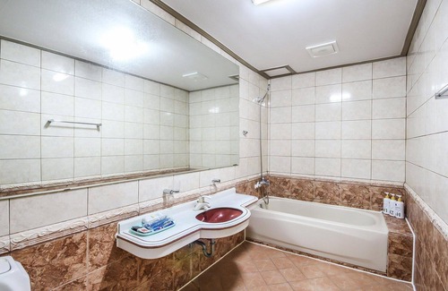 Naesan-ri Hotel | Gurye Grand Hotel