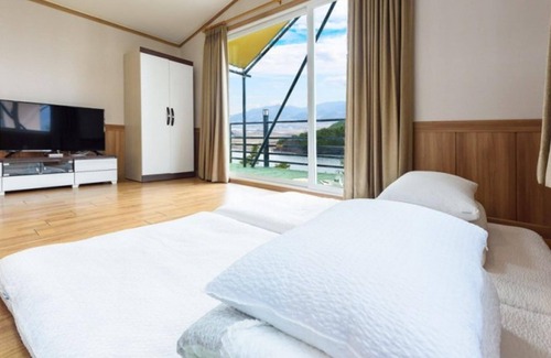 Gurye House | Gurye Jirisan Hosu Resort Pension