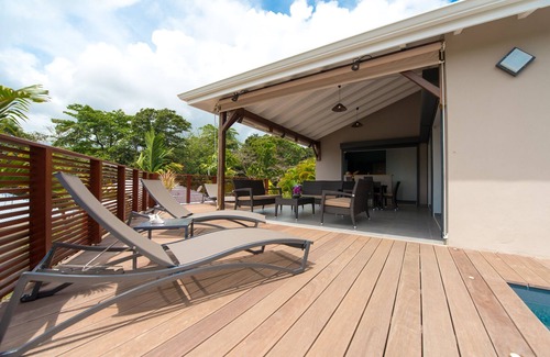 Circuit 1C1 Villa | GWADA VILLAS are for you! Calm, comfort, nature.