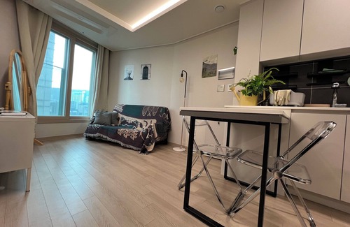 Suyeong-Gu Apartment | Gwanganri bridge view cozy place