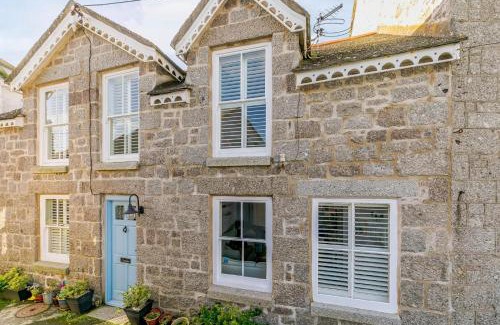 Mousehole House | Gwylan House