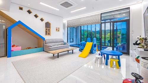 Gyeongju House | Gyeongju cheongun28 kids Poolvilla