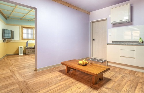 Gyeongju House | Gyeongju Gampo Byeolbit Hanok Pension