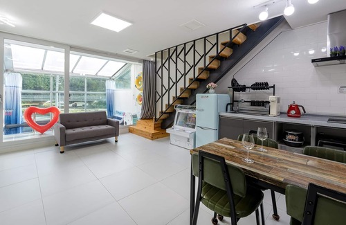 Gyeongju House | Gyeongju Joypoolvilla&kidspension