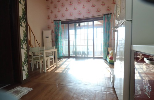 Gyeongju Condo | Gyeongju Raspberry Pension