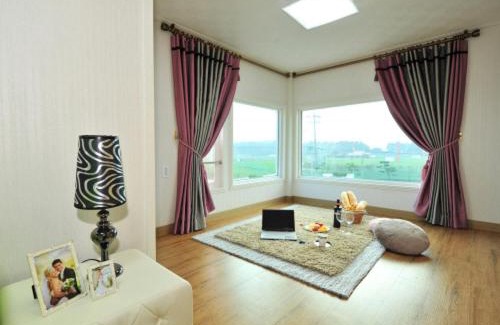 Gangneung House | Gyeongpo Holiday Pension