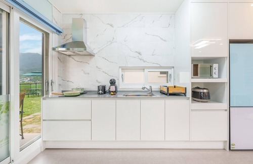 Gyeongsan House | Gyeongsan Stage-ipple pet Pension