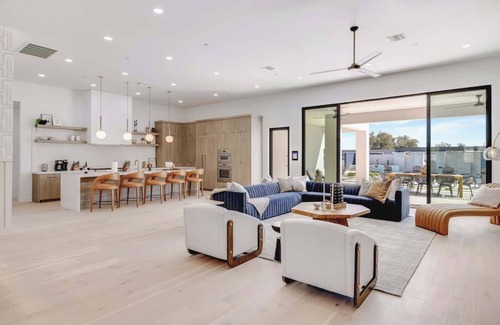 North Scottsdale House | HÓZHÓ Thunderbird | Pool | Pickleball | Slide