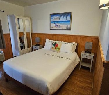 Saint-Alexandre-de-Kamouraska Hotel | hôtel Fleurs Karaïbes