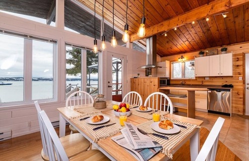 Saint-Joseph-de-la-Rive Ski Chalet | Hôtel à la maison - Cap à L'Île, vue, fleuve et spa