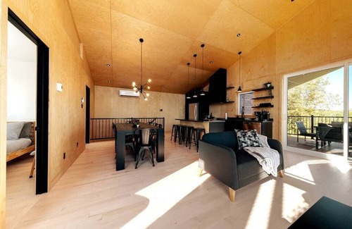 Saint-Joseph-de-la-Rive House | Hôtel à la maison - l'Inversé, confort et spa