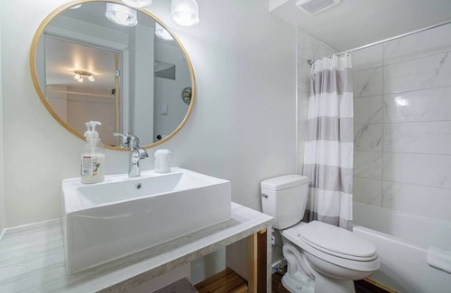 Pointe-au-Pic Apartment | Hôtel à la maison - Le Manoir #4