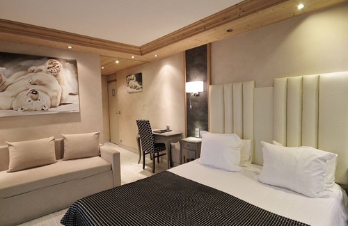 Les Gets Hotel | Hôtel Alpina