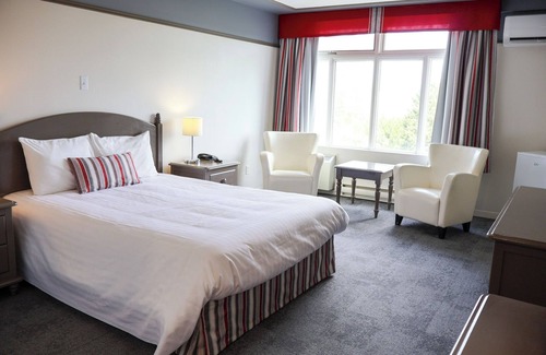 Pointe-au-Pic Hotel | Hôtel Au Petit Berger