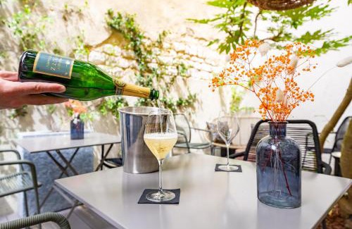 Centre Erlon Hotel | Hôtel Azur