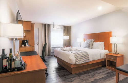 Sainte-Anne-des-Monts Hotel | Hôtel & cie