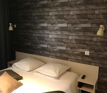 Charolles Hotel | Hôtel du Lion d'OR