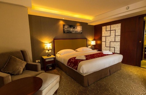 Alfortville Hotel | Hôtel Huatian Chinagora