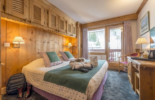 Meribel Centre Hotel | Hôtel L'Eterlou