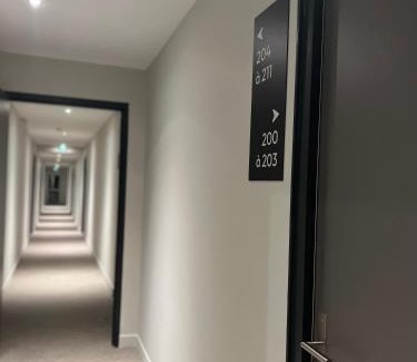 Aubenas Hotel | Hôtel Le Ponson