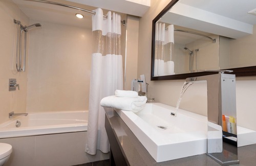 Riviere-du-Loup Regional County Municipality Hotel | Hôtel Levesque